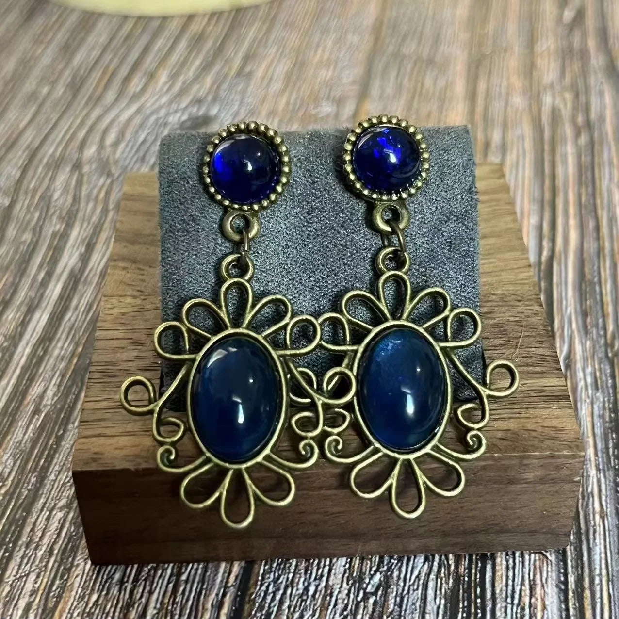 Historical Queen Anne Boleyn Handmade Glaze Necklace Earrings Bracelet Tudor Style Blue Red Necklace Costume Accessories